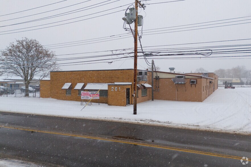 More Photos Of 261 Main St, North Tonawanda Manufacturing For Lease