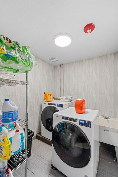 More Photos Of 3432-3440 S State St, Salt Lake City Fast Food For Sale