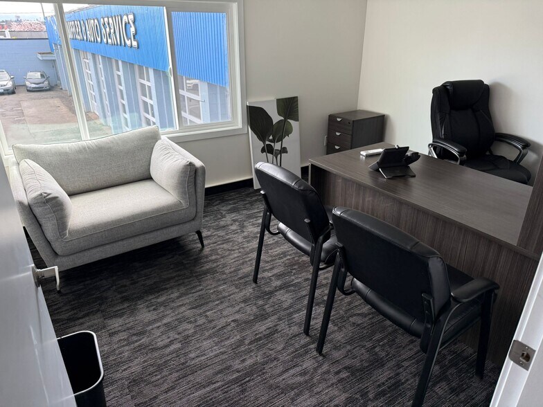 More Photos Of 677 Burnside Rd E, Victoria Showroom For Lease