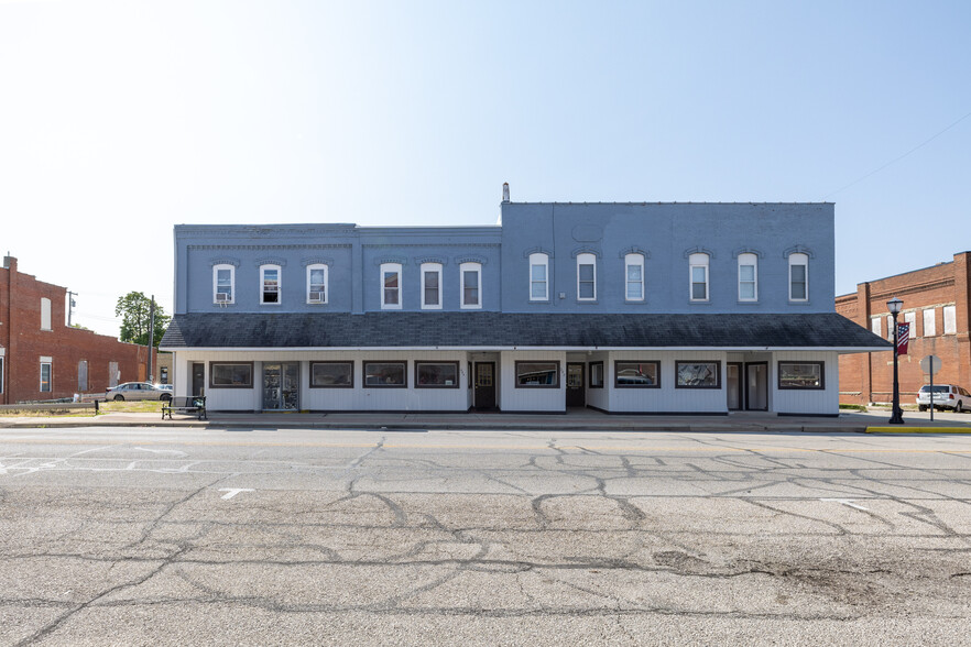 Primary Photo Of 202 E 5th St, Fowler Apartments For Sale