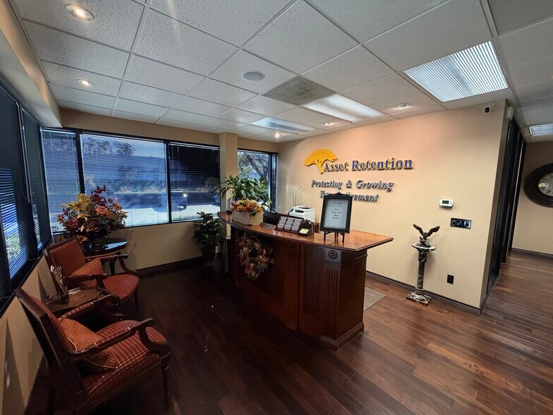 More Photos Of 23171-23173 La Cadena Dr, Laguna Hills Medical For Lease