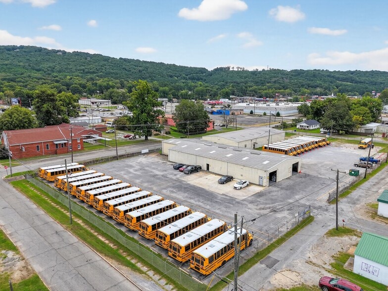 Primary Photo Of 512 S Wilmer Ave, Anniston Warehouse For Sale