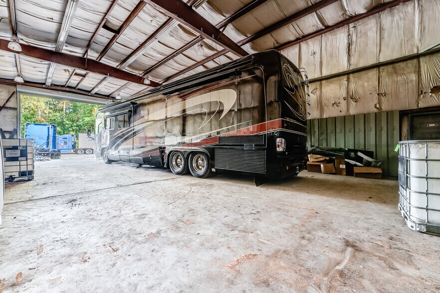More Photos Of 148 Roush Cir, Fairmont Warehouse For Sale