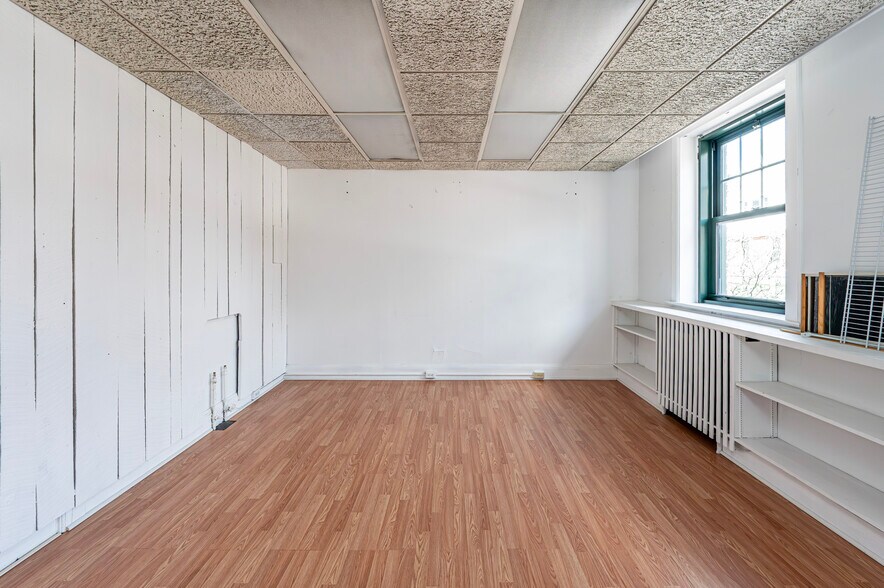 More Photos Of 102 N Main St, Greensburg Storefront Retail Residential For Sale