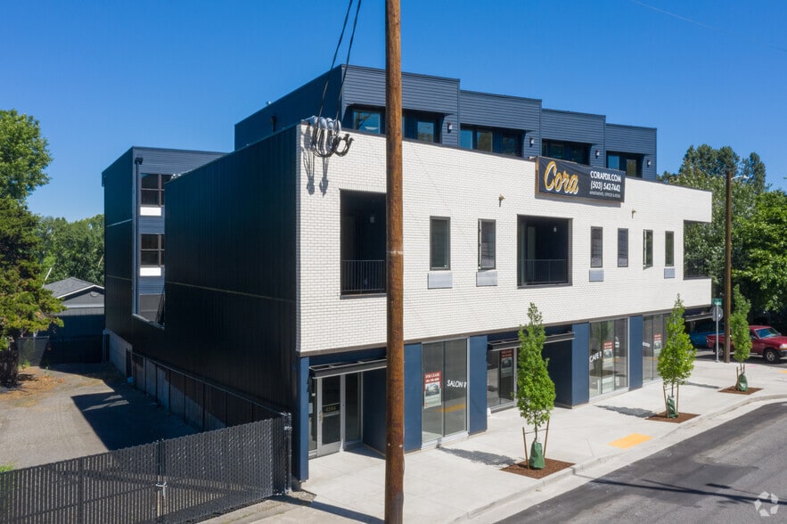 More Photos Of 1407 SE Cora St, Portland Restaurant For Lease
