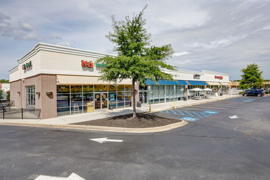 Primary Photo Of 225 Rolling Hills Cir, Easley Storefront Retail Office For Lease