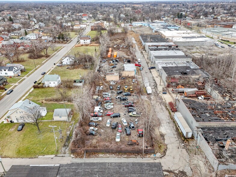 More Photos Of 15306 Rosa Parks Blvd, Detroit Warehouse For Sale