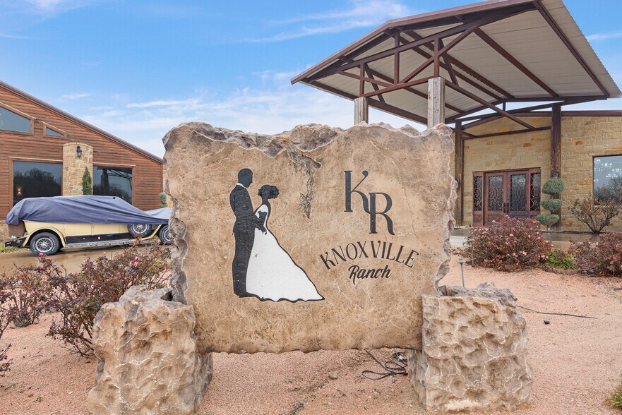 More Photos Of 4899 Leroy Pky, Elm Mott Lodge Meeting Hall For Sale