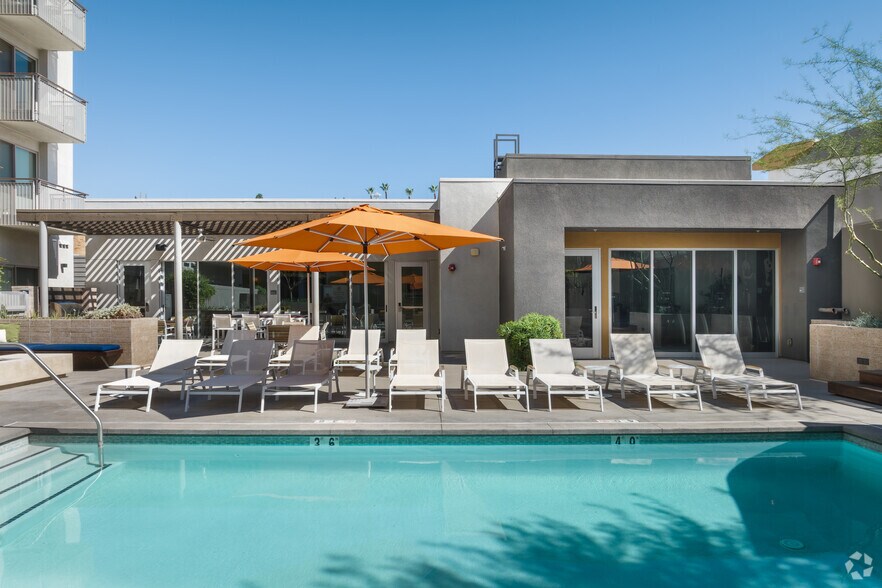 More Photos Of 3750 Main St, Riverside Apartments For Lease