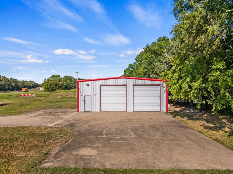 More Photos Of 15 County Road 1030, Mount Pleasant Industrial For Sale