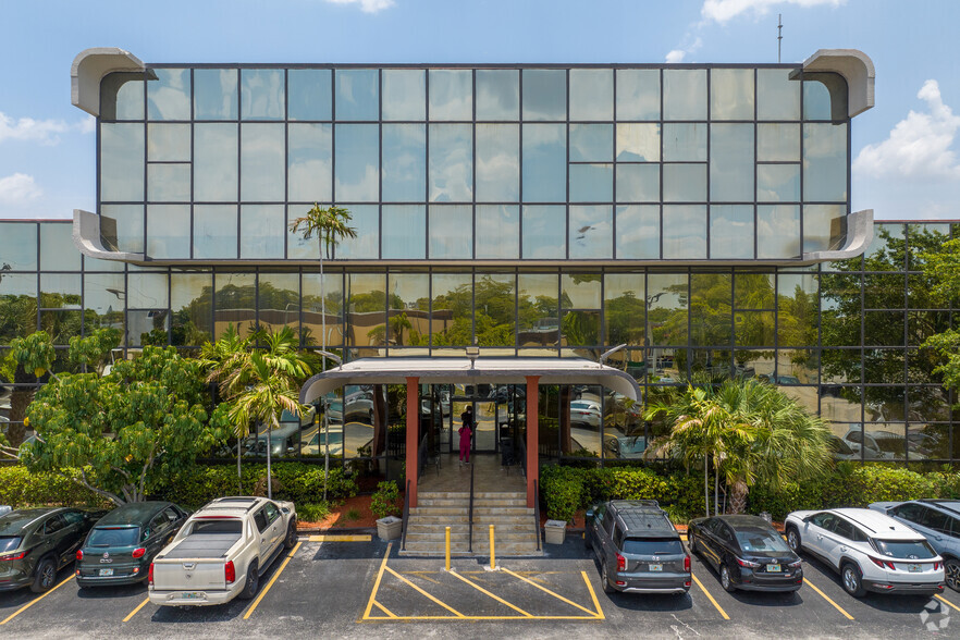 Primary Photo Of 5190 NW 167th St, Miami Lakes Medical For Lease