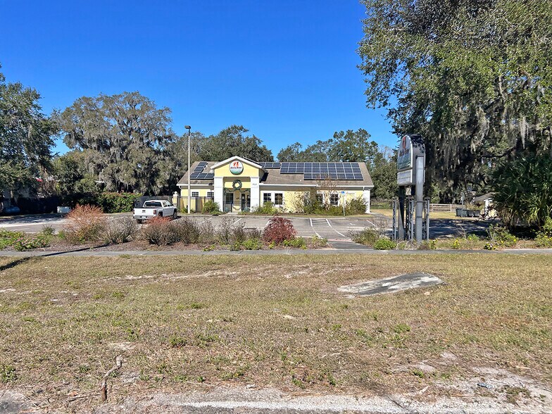 More Photos Of 7021 Lithia Pinecrest Rd, Lithia Land For Sale