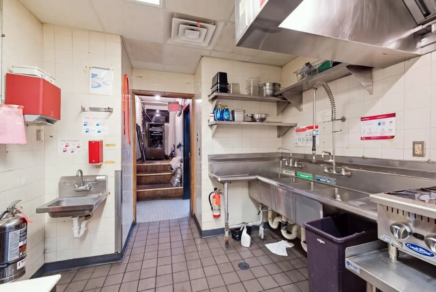 More Photos Of 8775 N 107th St, Milwaukee Restaurant For Sale