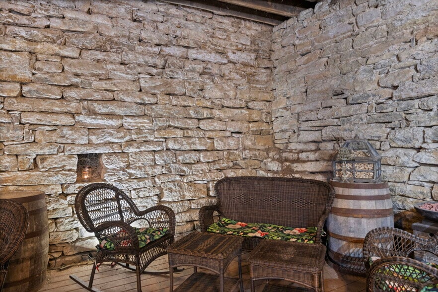 More Photos Of 4465 W Augusta Chatham Rd, Augusta Winery Vineyard For Sale