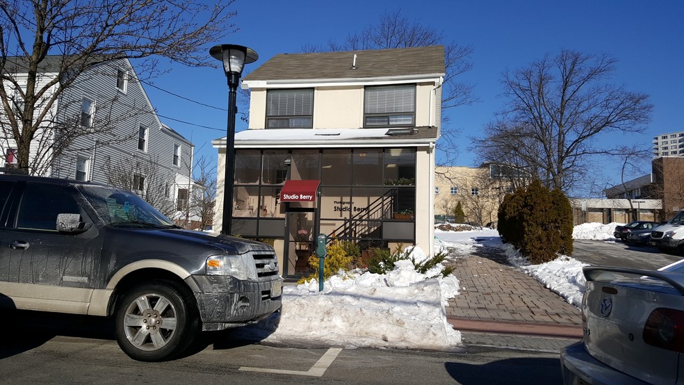 Primary Photo Of 1633 Center Ave, Fort Lee Office For Sale