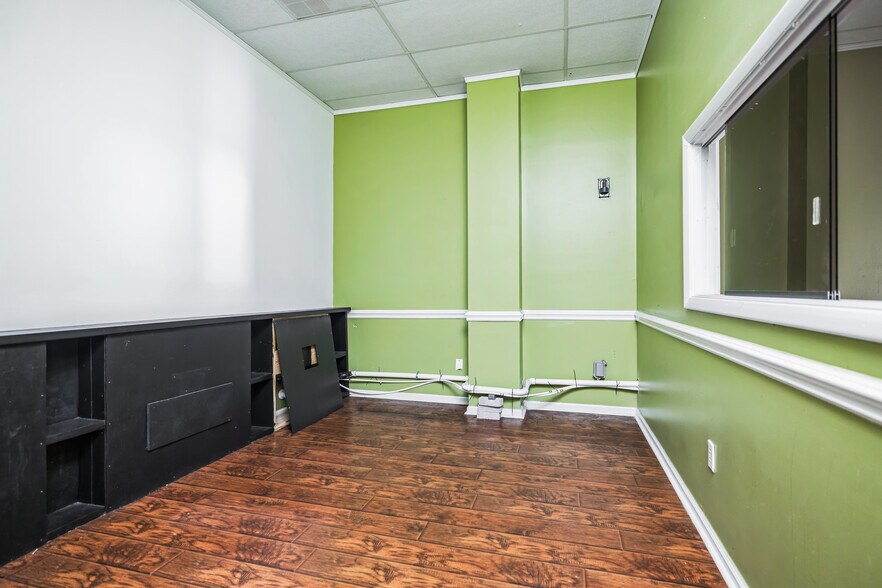 More Photos Of 9153 Two Notch Rd, Columbia Freestanding For Sale