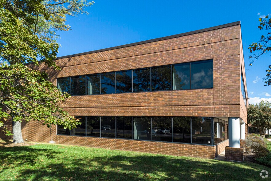 More Photos Of 8500 Cinder Bed Rd, Lorton Flex For Lease