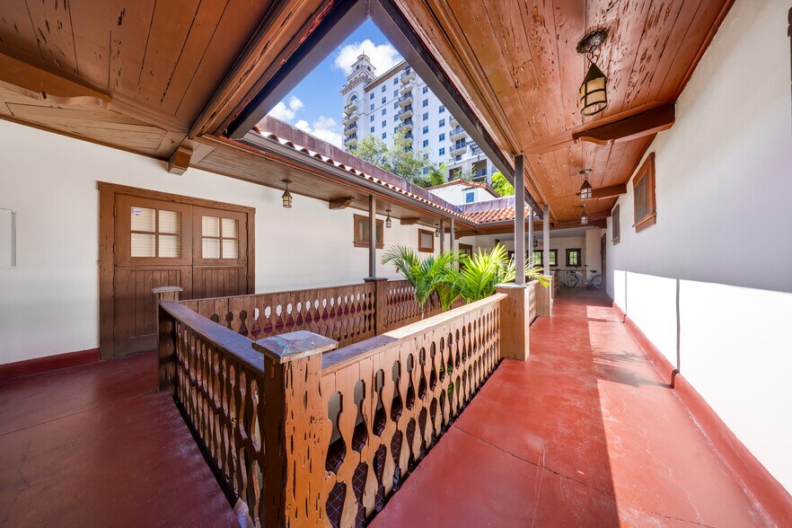 More Photos Of 315 Navarre Ave, Coral Gables Apartments For Sale