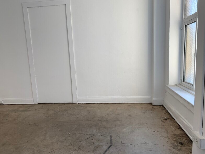 More Photos Of 700-704 S Spring St, Los Angeles Loft Creative Space For Lease