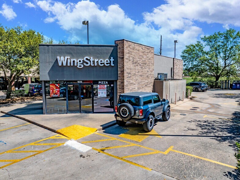 More Photos Of 1020 Eldridge Rd, Sugar Land Restaurant For Sale