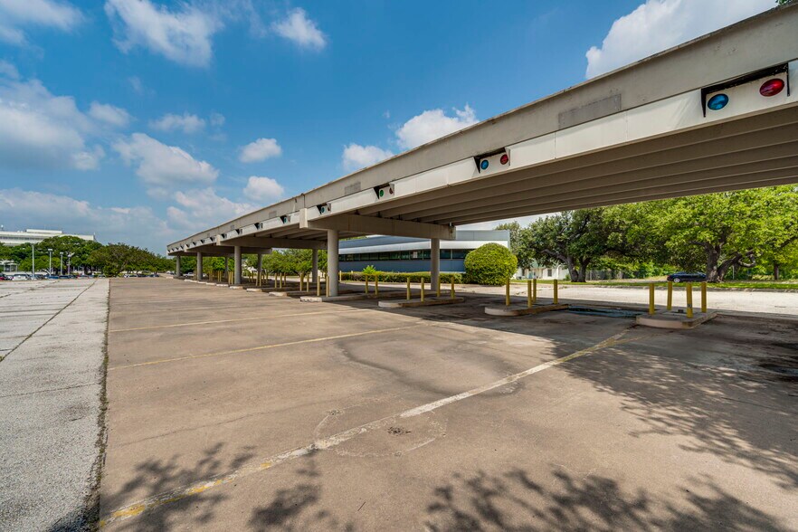More Photos Of 1100 Milby Rd, Arlington Land For Sale