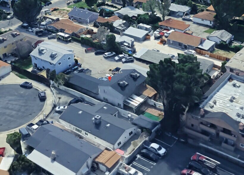 More Photos Of 16021 Olympiad Ln, Van Nuys Apartments For Sale