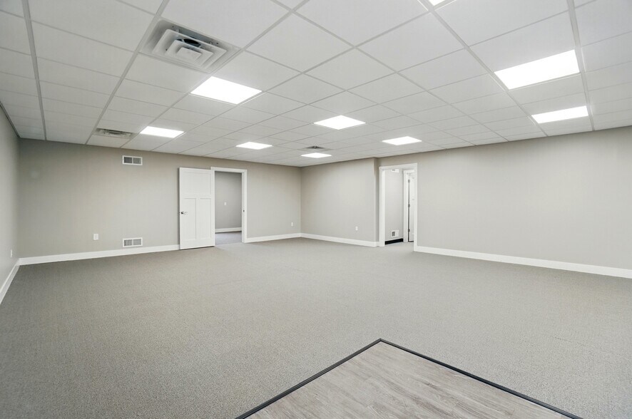 More Photos Of 241 Paddock Ct, Delaware Medical For Lease