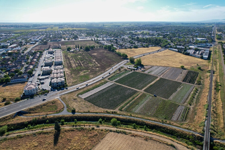 More Photos Of 7865 Brentwood Blvd, Brentwood Land For Sale