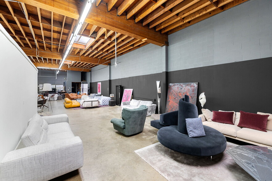 More Photos Of 3364 S Robertson Blvd, Los Angeles Warehouse For Sale