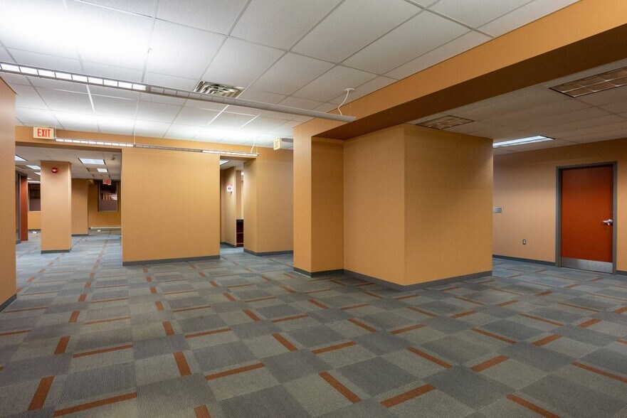 More Photos Of 93 Cedar St, Sudbury Office For Lease