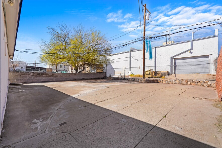 More Photos Of 1127 Wyoming Ave, El Paso Coworking Space