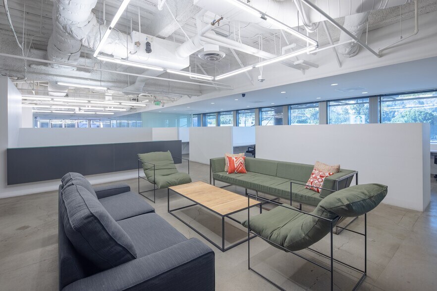 More Photos Of 7920 W Sunset Blvd, Los Angeles Office For Sale