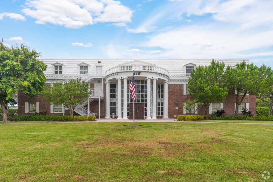 More Photos Of 2881 E Oakland Park Blvd, Fort Lauderdale Office For Lease