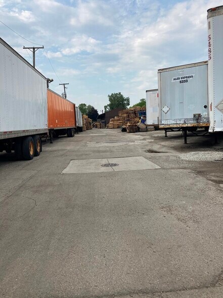 More Photos Of 4600 W Armitage Ave, Chicago Land For Sale