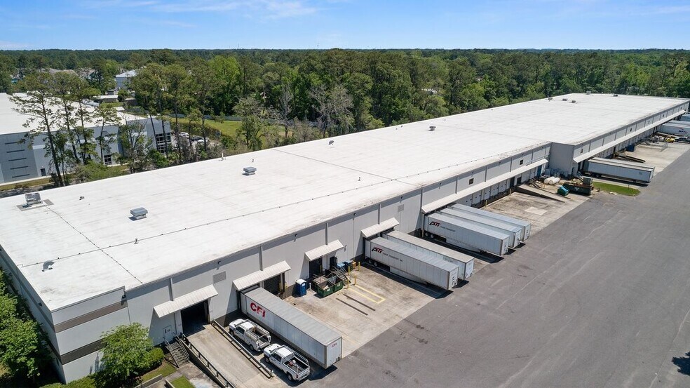 More Photos Of 13910 Alvarez Rd, Jacksonville Unknown For Lease
