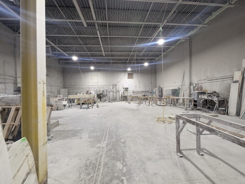 More Photos Of 111 Spencer St, Brooklyn Warehouse For Sale