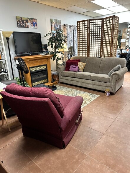 More Photos Of 92 Woodsdale Dr, Holiday Island Self Storage For Sale