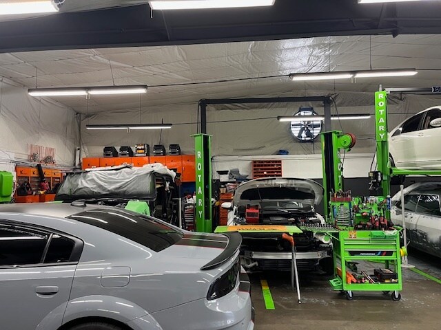 More Photos Of 265 Merchants Dr, Dallas Auto Repair For Sale