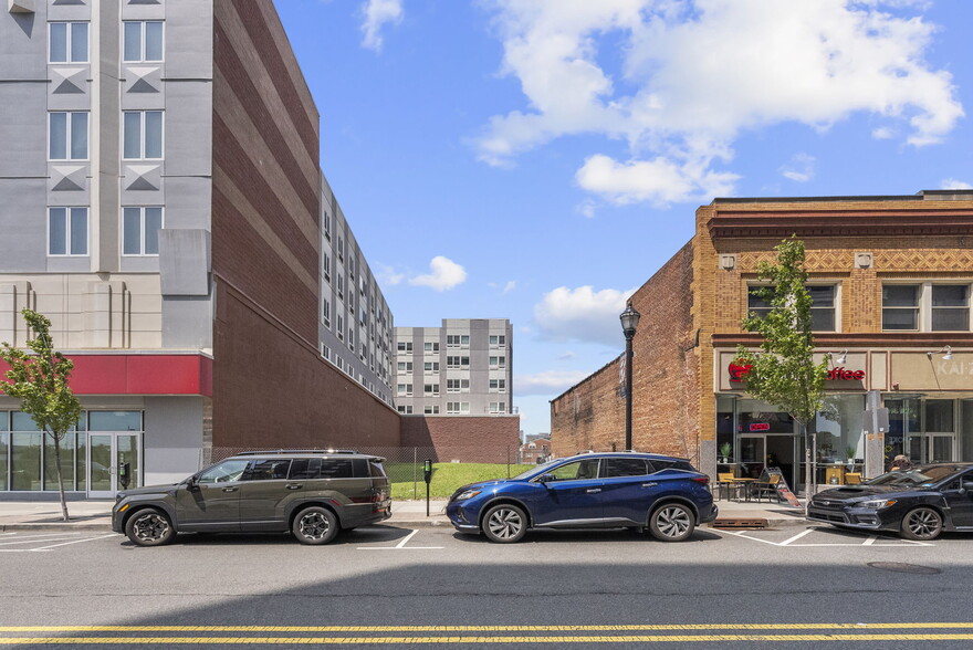 Primary Photo Of 153-155 Main St, Hackensack Land For Sale
