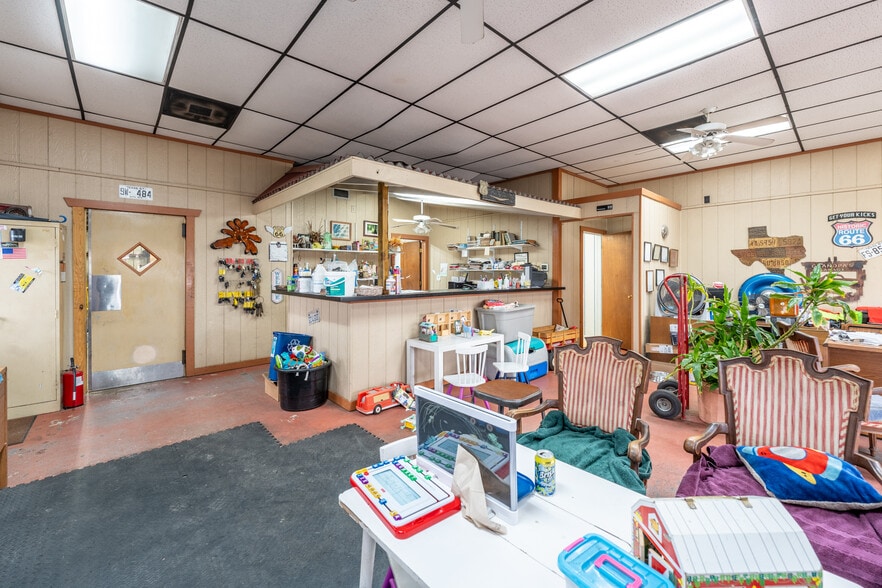 More Photos Of 17727 FM 2920 Rd, Tomball Auto Dealership For Sale