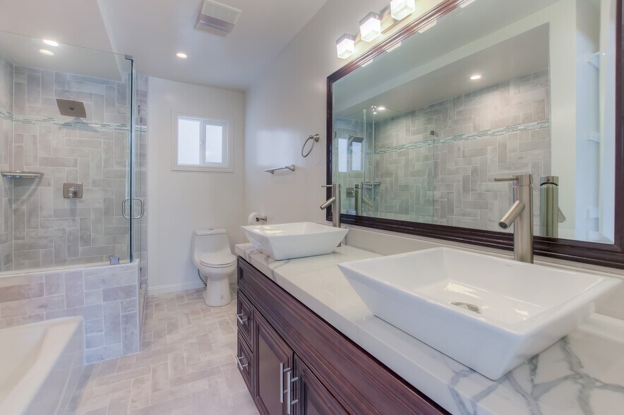 More Photos Of 1301 S Beverly Glen Blvd, Los Angeles Apartments For Sale