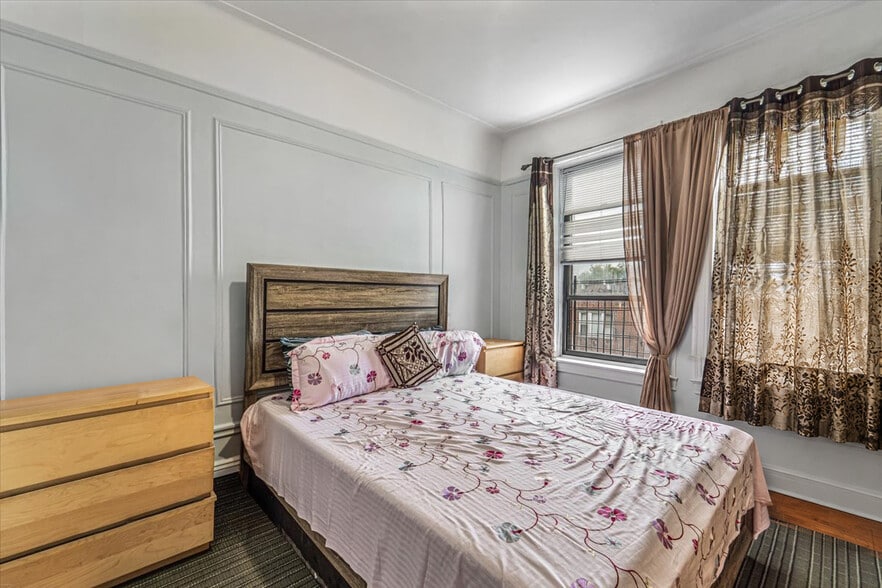 More Photos Of 32-10 82nd St, Flushing Apartments For Sale