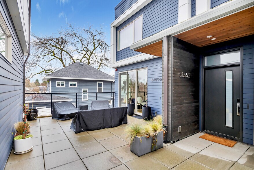 More Photos Of 5115 E Burnside St, Portland Apartments For Sale