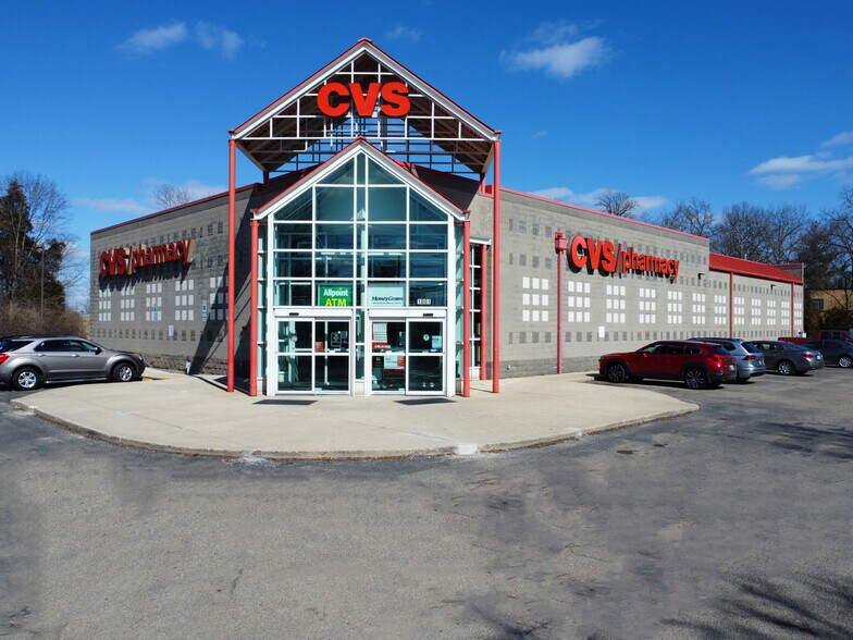 More Photos Of 1001 E Main St, Dayton Drugstore For Sale