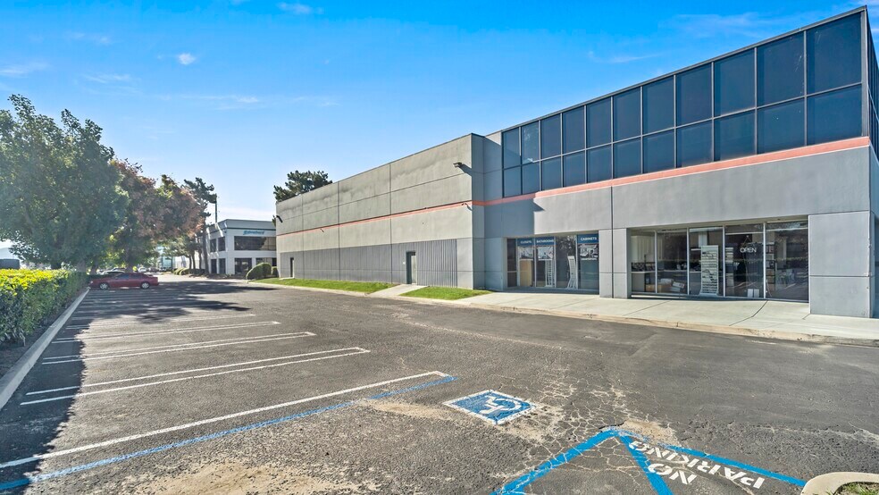 More Photos Of 4475 Eucalyptus Ave, Chino Warehouse For Sale