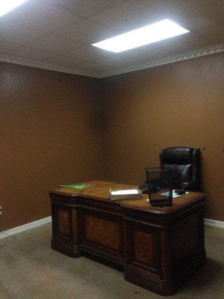 More Photos Of 303 E County Road 120, Midland Warehouse For Sale