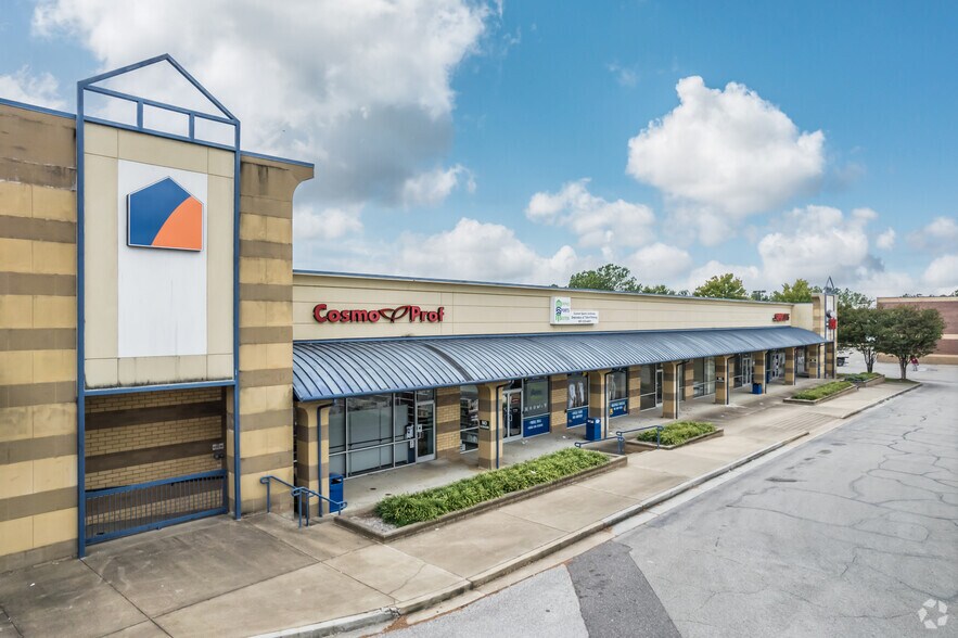 More Photos Of 7915-7931 Winchester Rd, Memphis Freestanding For Lease