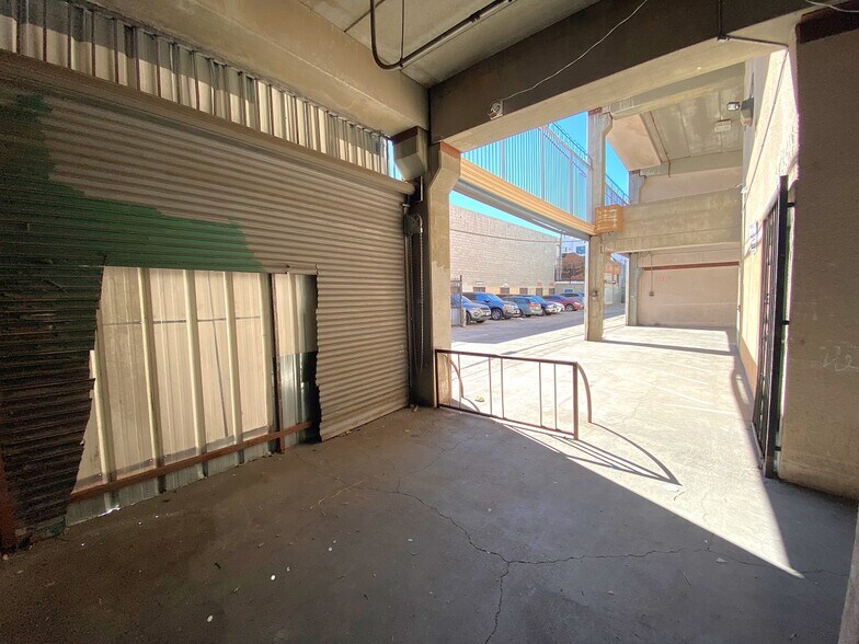 More Photos Of 1100 Wall St, Los Angeles General Retail For Lease