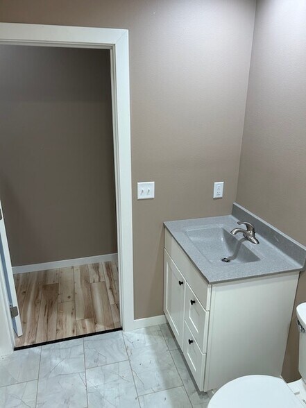 More Photos Of 321 9th St, Sheldon Office Residential For Sale