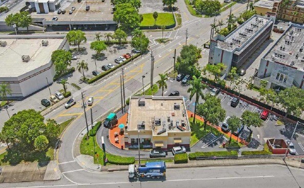 More Photos Of 3700 Le Jeune Rd, Miami Fast Food For Lease